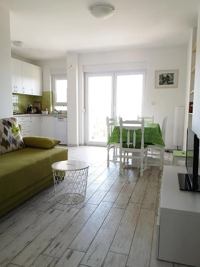 Apartmani Mentha & Lipa Novi Vinodolski 0*,